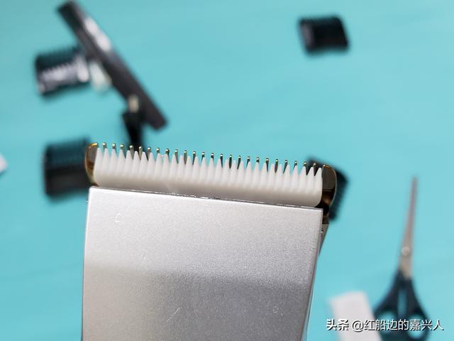 宅家自己来理发，小米有品映趣理发器简单体验