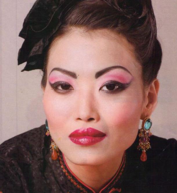 我笑了，外国友人到底对中式妆容有什么误解？