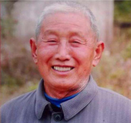 援朝老兵金珍彪,战场杀敌165人,获奖章三枚,回国