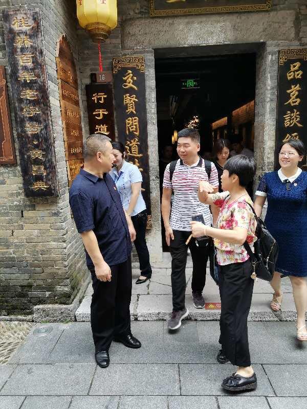 新疆广西党组织举行党建联建签约仪式(图7)
