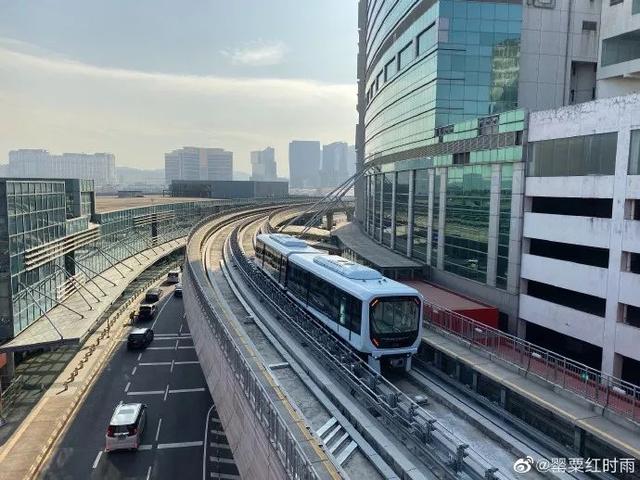 今天澳门轻轨氹仔线正式开通啦东莞人连续21天可免费乘坐