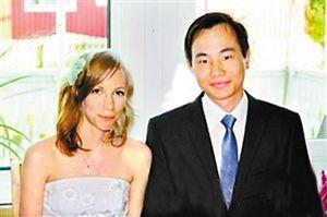 高校保安励志娶瑞典美女，童话般的爱情，你猜