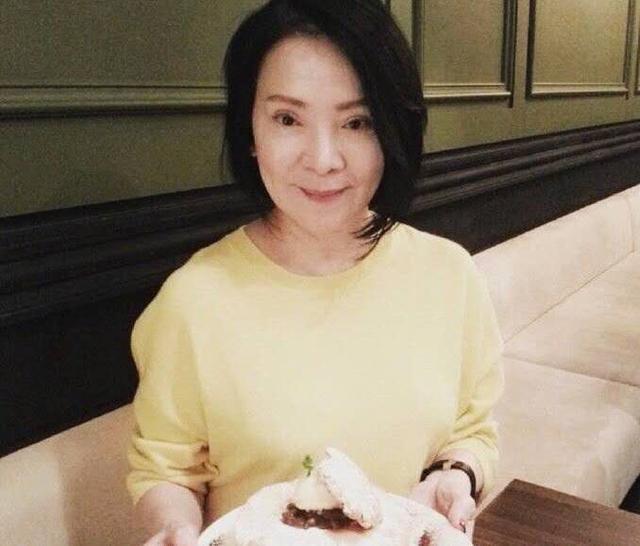 王大陆母亲因脑干肿瘤破裂，抢救无效后逝世，工作室发文回应