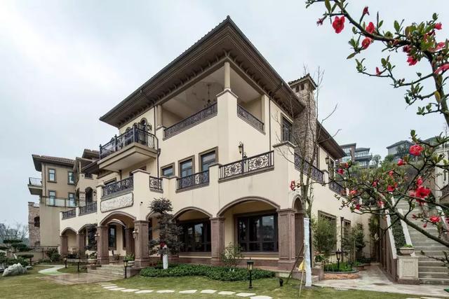 三代同堂,别墅之家