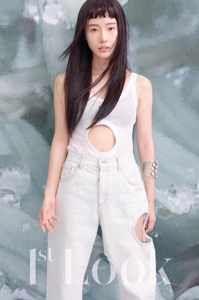 李贞贤40岁似少女主演釜山行2蓬头垢面新宣传照美翻网友