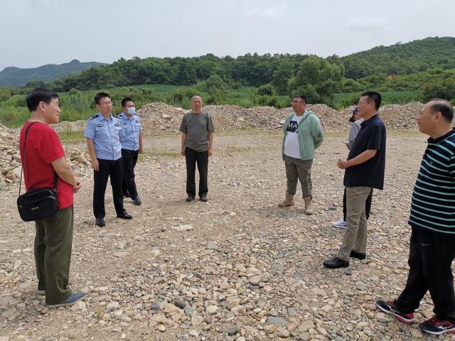 丹东治安支队实地指导剧组影视烟火特效安全作业