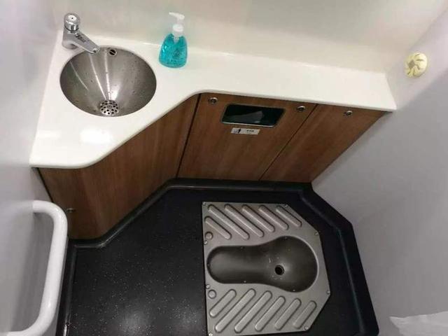 见识了动车1㎡卫生间,我家2㎡有救了