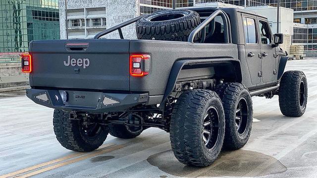 末日装备 六轮Jeep Gladiator