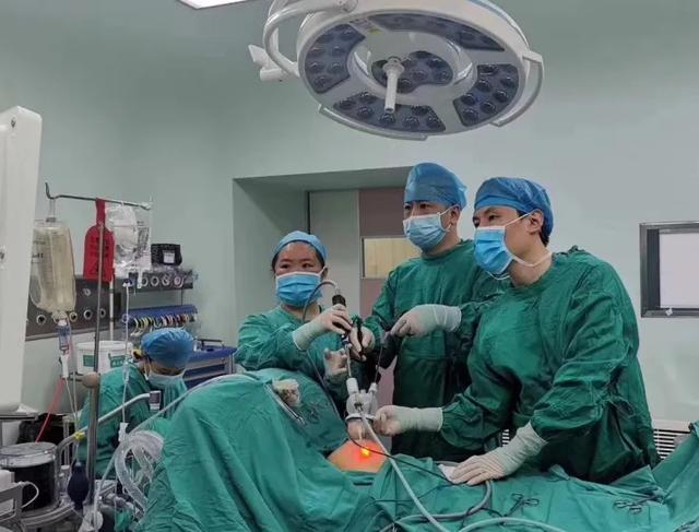 伤疤缩小 10 厘米以上……河南省人民医院新术式根治乳腺癌