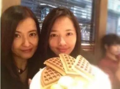 超全明星妈妈们的靓照曝光，都是什么神仙颜值