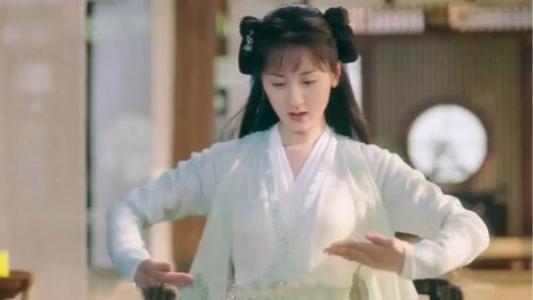 《琉璃》热播，袁冰妍拖后腿吗？单纯的褚璇玑，其实元气满满