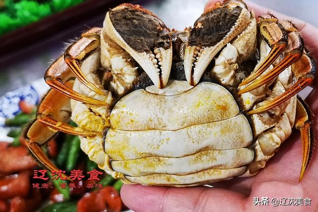 吃螃蟹要防寒，四个不能吃的部位，知道在哪里吗？