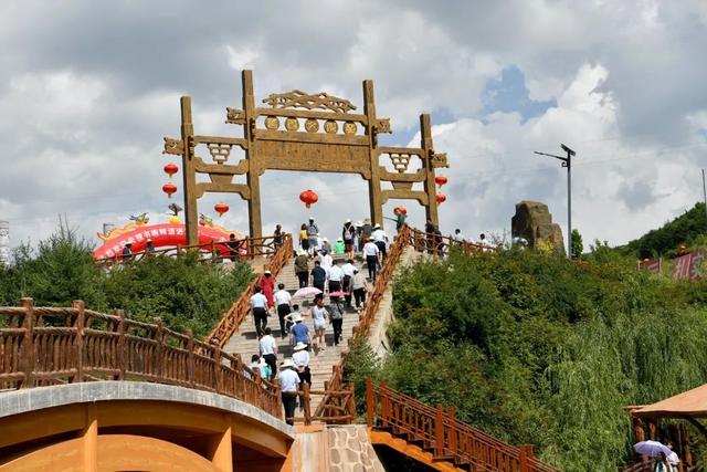 央视书画频道重磅报道2020年“交响丝路 · 问道崆峒”平凉崆峒文化旅游节系列活动