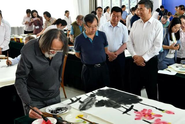 央视书画频道重磅报道2020年“交响丝路 · 问道崆峒”平凉崆峒文化旅游节系列活动
