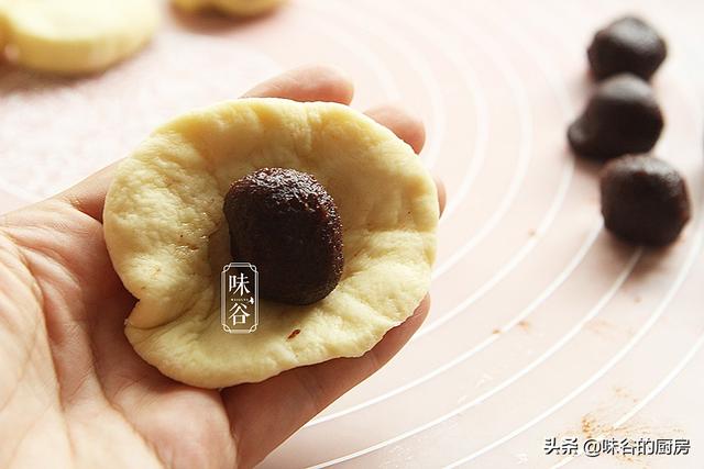 这早餐比馒头香甜，比油条健康，咬一口满是料，营养解馋全家都爱