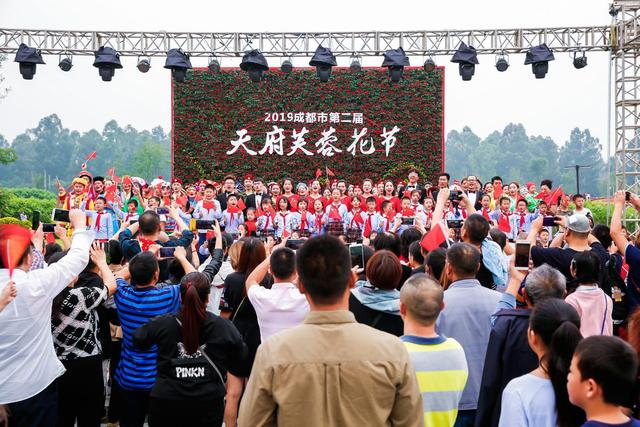 天府芙蓉园根植城市文化，倡导城市微度假，诠释文旅新定义