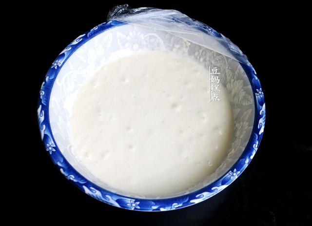 才发现，葱花饼这样做，早起5分钟就搞定，且越放越香软