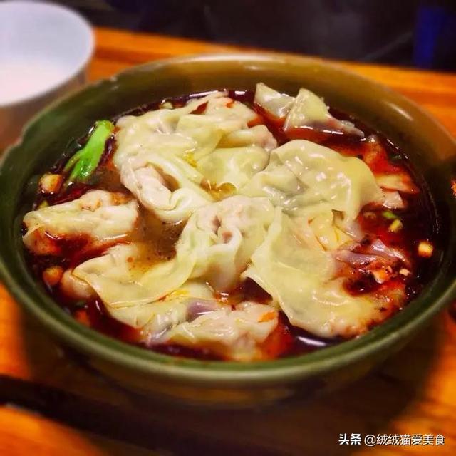 重庆必吃八大小吃，款款香辣美味，进来擦擦口水看到底