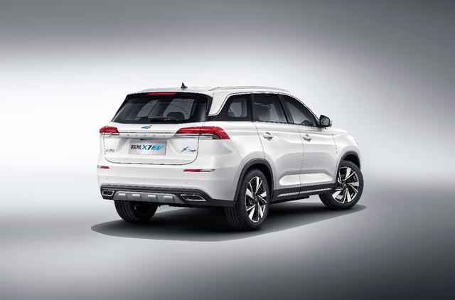 开启长安欧尚X7纯电时代，长安欧尚X7 EV 15.99万起心动上市