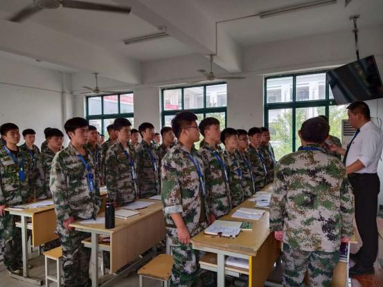 全力以赴，备战月考——宿迁科技学校基础教育部召开考前动员大会