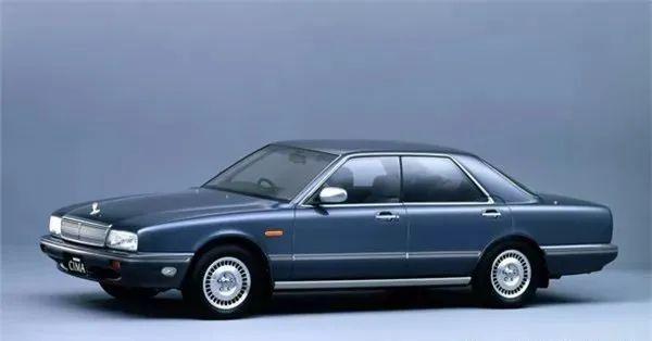 "大龄性感先生"1990年的日产cimatype ii li