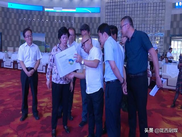何伟调研指导第三届中国（甘肃）中医药产业博览会筹备工作