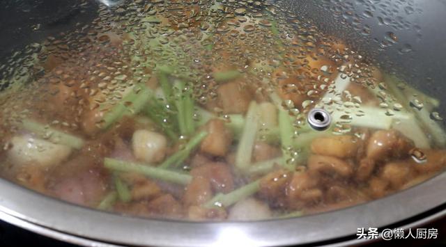 这是鸡腿的特别做法，不要焯水不用过油，味道比饭店做的都好吃