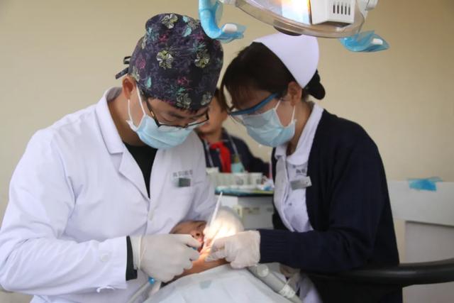 致敬医师节｜青岛市口腔医院曾欣：舒适化治疗，让孩子不再怕看牙