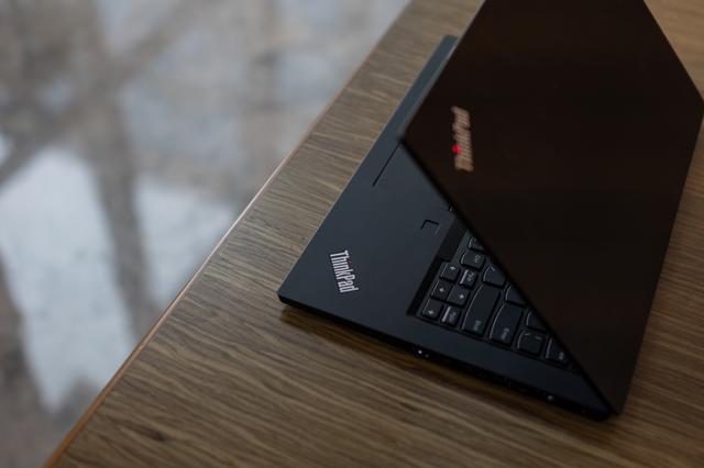 十代酷睿加持，轻薄机身，ThinkPad S2还是那个办公王者吗？