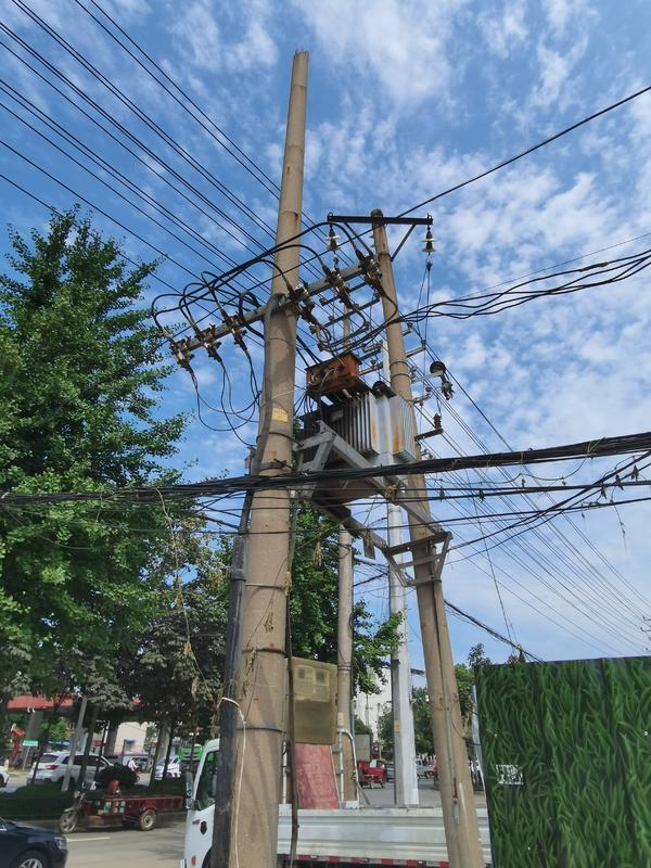 信阳市区多个变压器超负荷运营，致火灾频发，其中一个4天“火”3次