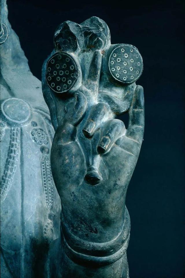 ������������۷�֮������ʿ�ٲ���ݲ�ʯ���������