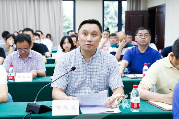 重庆深入推进网络直播行业专项整治和规范管理 重点整治天价打赏等问题