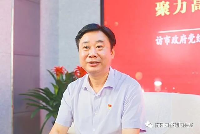 高擎创新火炬奔向千亿目标市政府党组成员高新区党工委书记罗岩涛访谈