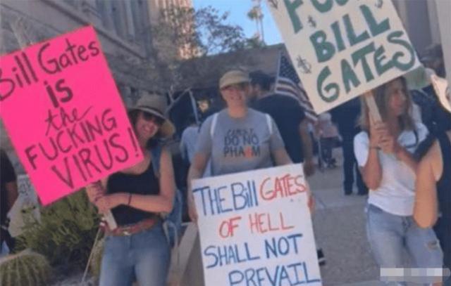 “逮捕盖茨、瓜分其财产”！民众如此“反智”，美国内乱注定爆发