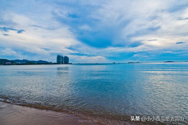 三亚婚纱摄影的热门取景地，视角极开阔，也是