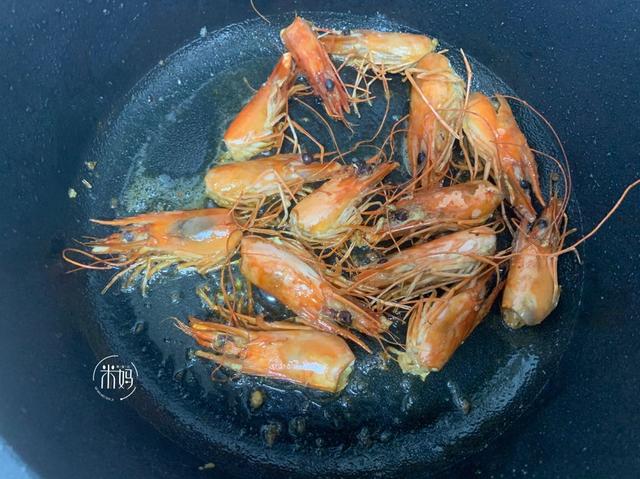 立秋过后多喝此汤，低脂高蛋白，老少皆宜，一碗下肚让人浑身舒坦