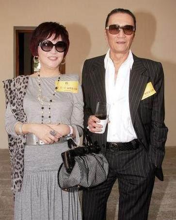 浪子谢贤：风流情史数不尽，谢霆锋比起他太老实