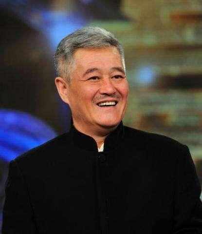 徒弟做直播收入“破亿”，赵本山放话：你破亿，就有人破财！