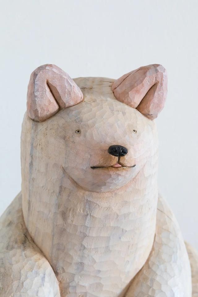 佐野美里的怪趣味动物雕塑