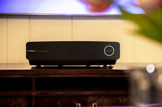 激光电视在这3个精英圈层悄然流行