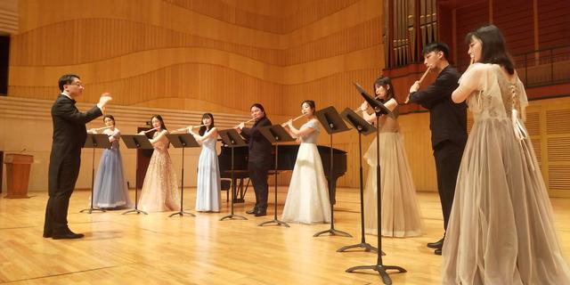 杨树元长笛艺术五十年师生音乐会在郑州举行