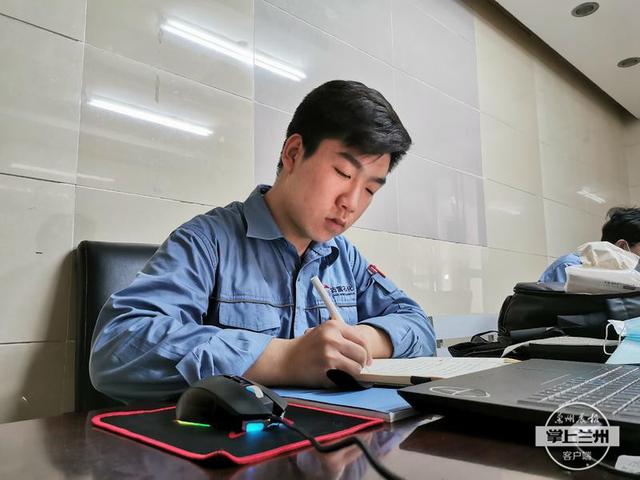 「总书记的话儿记心间」还没毕业,工作就落实了