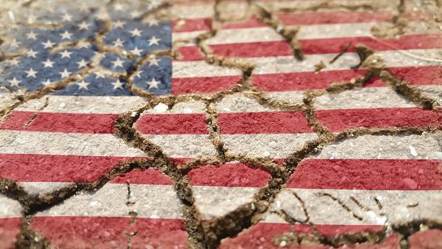 1093个美国农场破产后，美国农民更大损失出现了