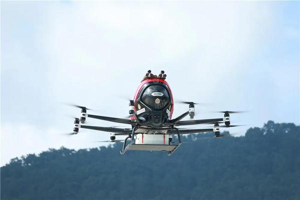 重庆|广西首届警用无人机大比武震撼来袭！看看“王牌飞行员”如何过招