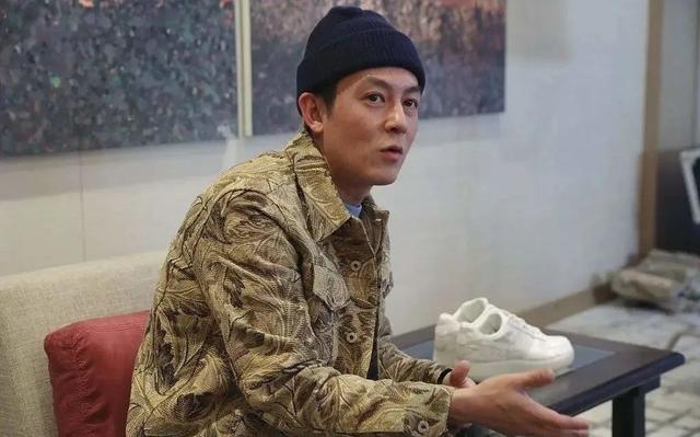 余文乐又搞抄袭？抄的还是陈冠希20年前就穿过的