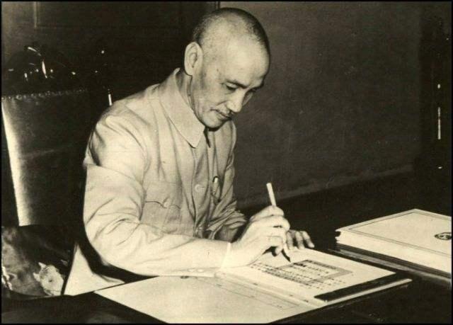 1948年9月，吴文化在济南起义后，手下两万多官兵去哪里了