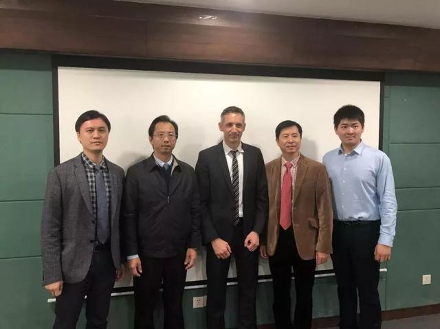 圖片關鍵詞