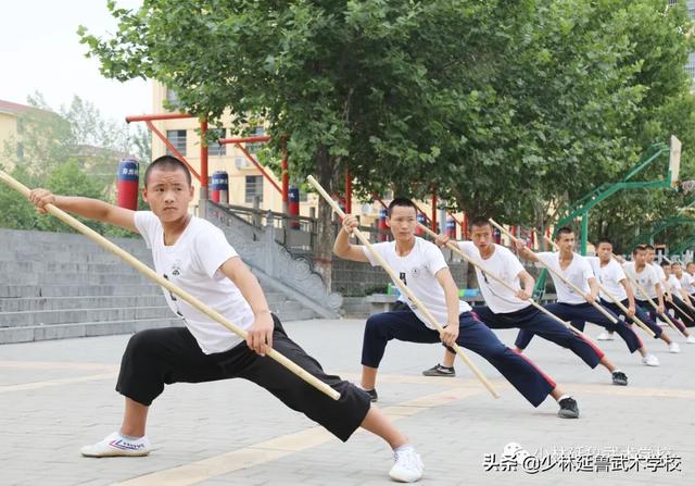 爱上功夫丨练武术唯有坚持不懈，才能赢得非凡人生