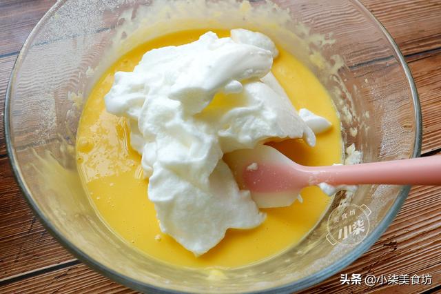 外面卖8块一块的蛋糕，自己在家做，成本不到2块钱，入口即化