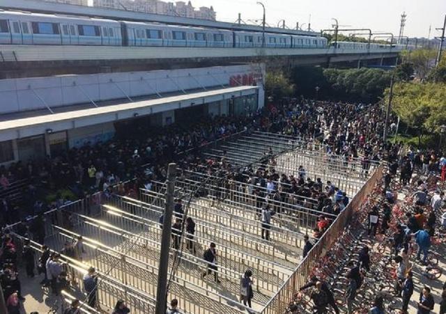 探讨上海轨道交通9号线在松江的拥挤：运力不足